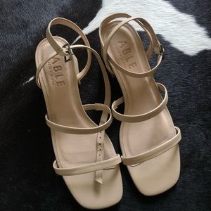 ABLE Scilia Tan Sandals Never Worn 7 NIB NWT